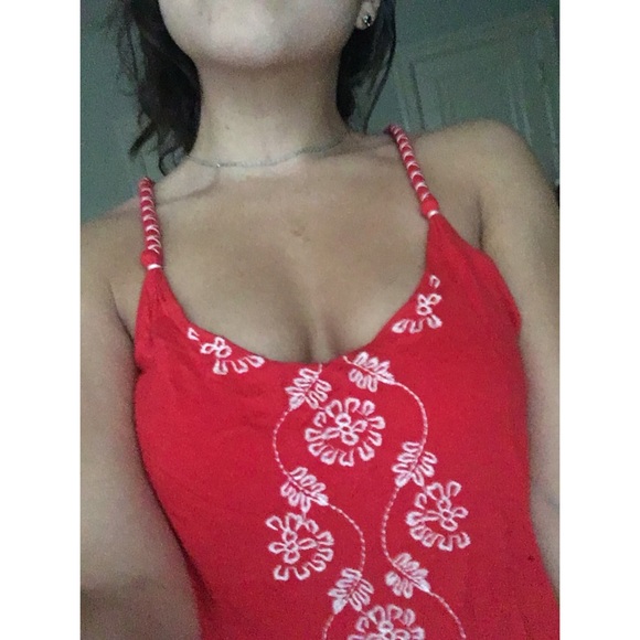 Embroidered top - Picture 6 of 9